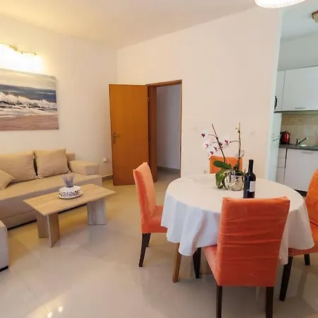 2 Bedrooms Relax-split * Split
