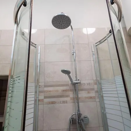 2 Bedrooms Relax-split Apartment *