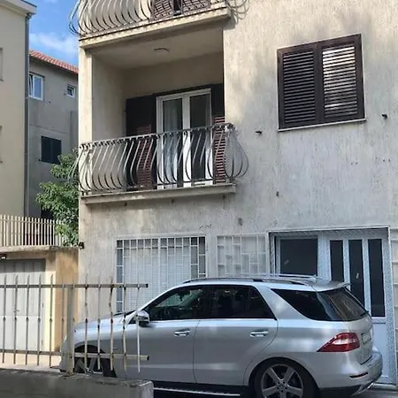 2 Bedrooms Relax-split Apartment